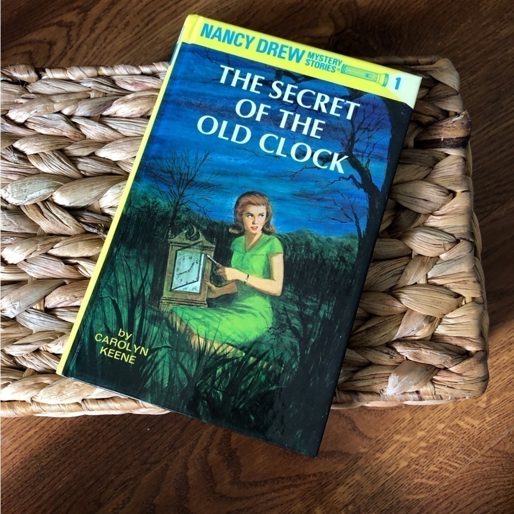 Vintage Nancy Drew Mystery: The Secret of the Old Clock #1 hardback book